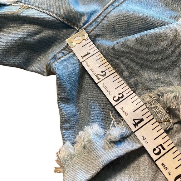 Roswear distressed stretch denim jean shorts light wash L 12-14 - Picture 11 of 12